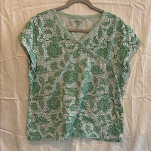 Garnett Hill Floral Green Women's Top